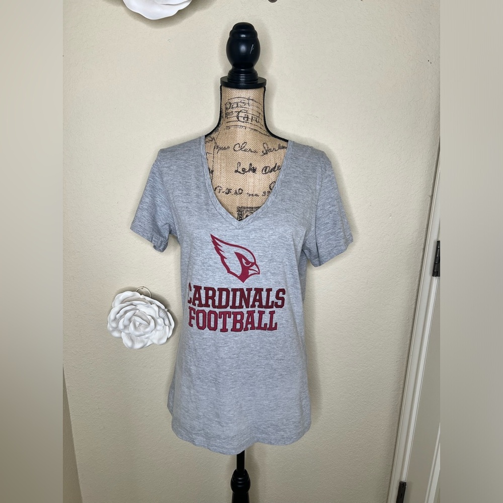 NFL Arizona Cardinals Gray & Red V Neck T Shirt with Mascot Sz XL
